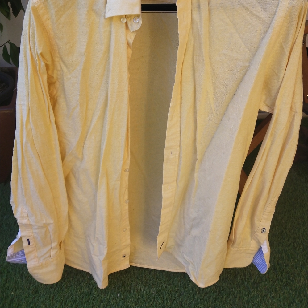 Tommy Hilfiger Custom Fit Yellow Button Up - Picture 2 of 4